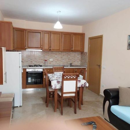 Comfortable Apartment Shëngjin Kültér fotó