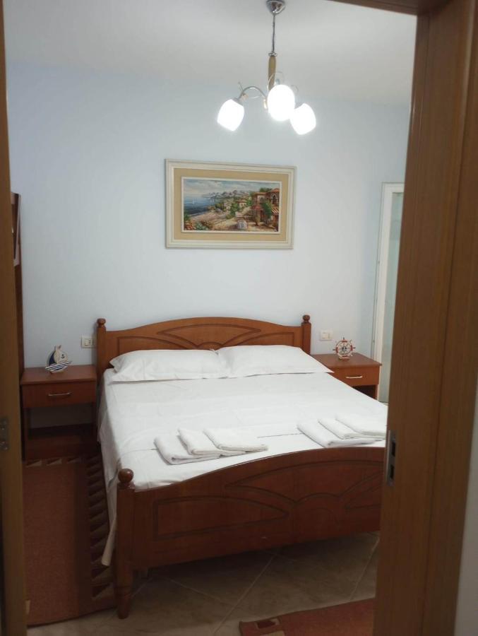 Comfortable Apartment Shëngjin Kültér fotó