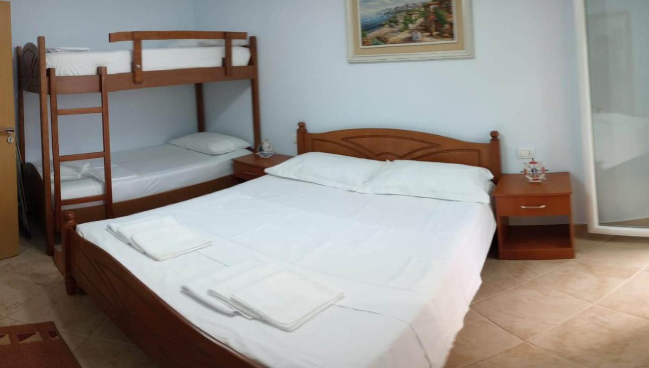 Comfortable Apartment Shëngjin Kültér fotó