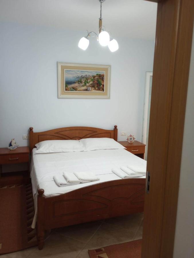 Comfortable Apartment Shëngjin Kültér fotó